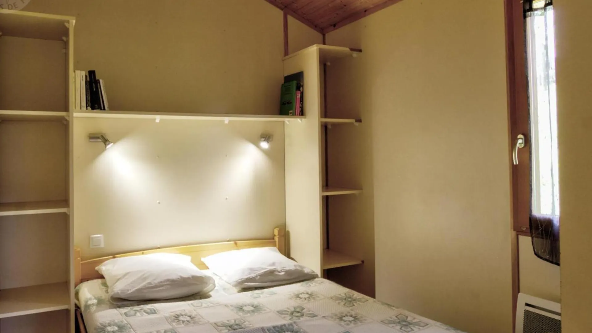 Chalet Familial Tout Equipe Avec Terrasse, Au Coeur Des Monts De La Madeleine, Proche La Loge Des Gardes - Fr-1-496-245 Saint-Rirand
